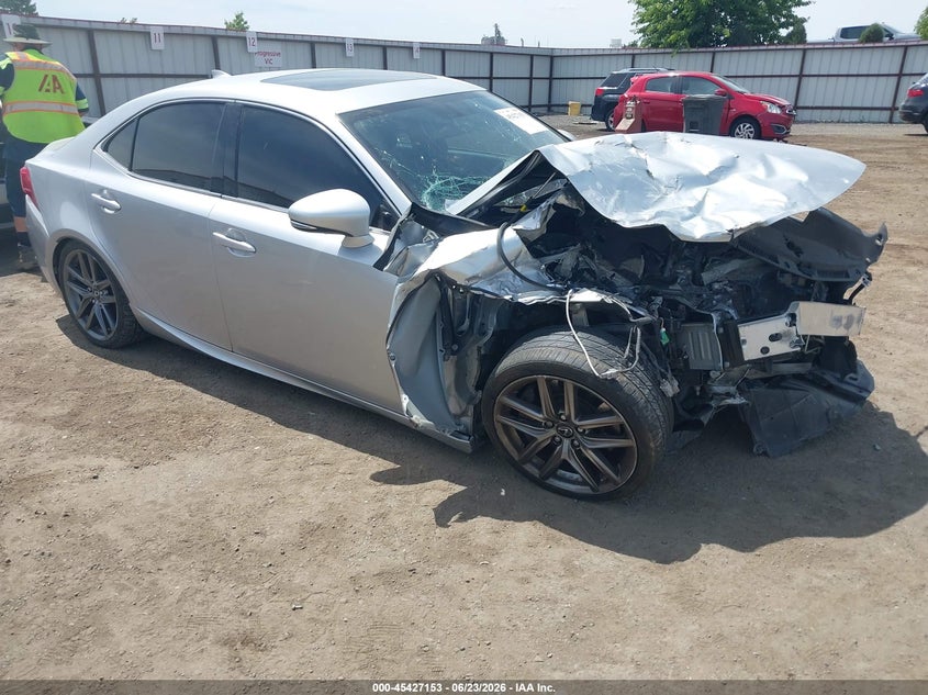2016 Lexus IS