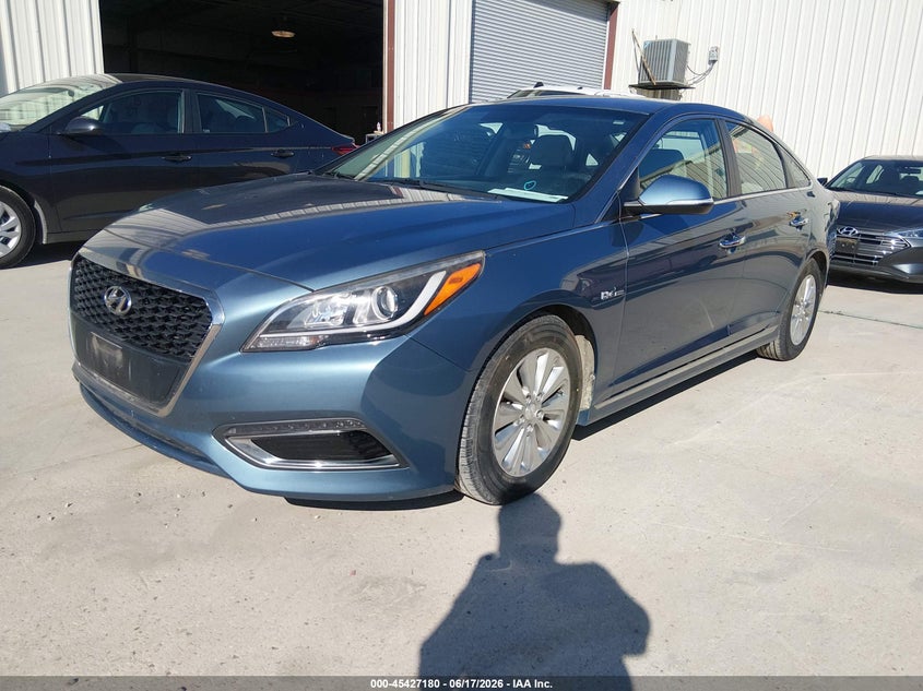 AtlanticExpress - Hyundai Sonata Hybrid