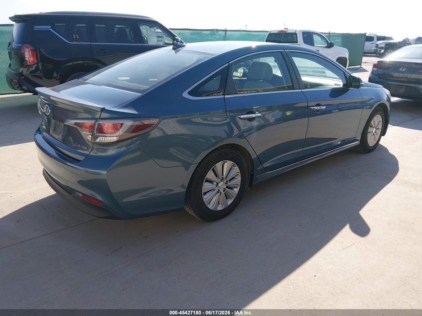 2016 HYUNDAI SONATA HYBRID auction photo 4