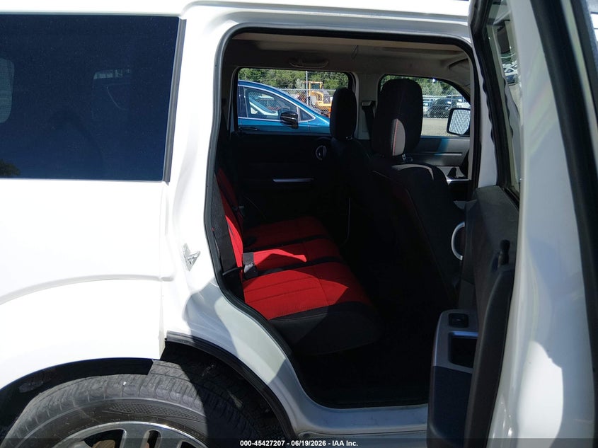 2007 Dodge Nitro Slt/Rt VIN: 1D8GU58617W700739 Lot: 45427207