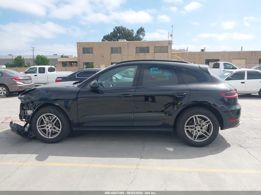 2018 Porsche Macan VIN: WP1AA2A57JLB10422 Lot: 45427460