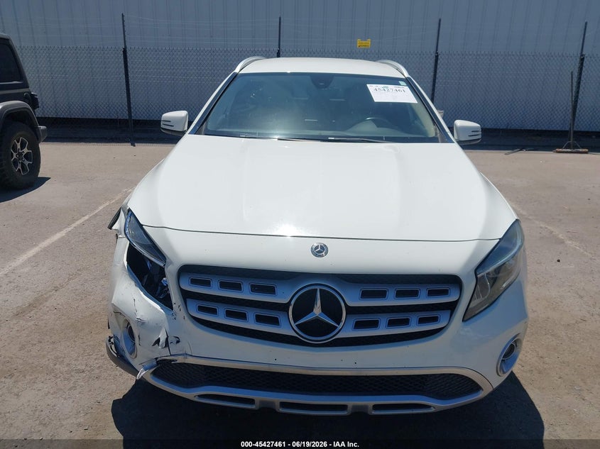 2018 MERCEDES-BENZ GLA 250 — Photo 12