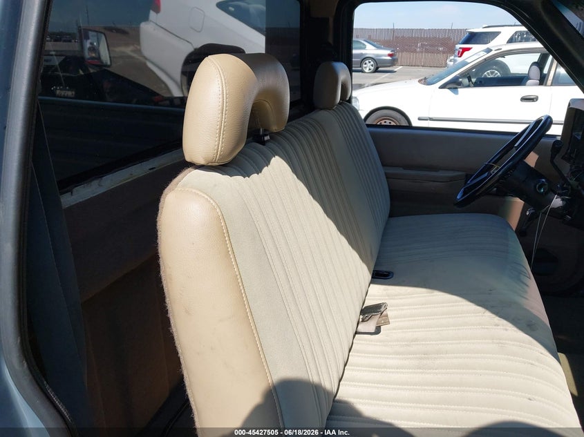 1988 Chevrolet Gmt-400 C1500 VIN: 1GCDC14H9JZ315598 Lot: 45427505