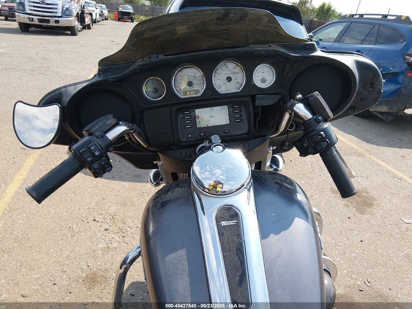2015 Harley-Davidson Flhx Street Glide VIN: 1HD1KBM14FB635408 Lot: 45427540