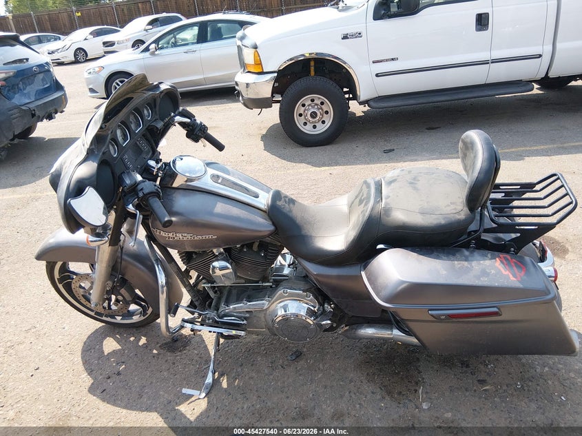 2015 Harley-Davidson Flhx Street Glide VIN: 1HD1KBM14FB635408 Lot: 45427540