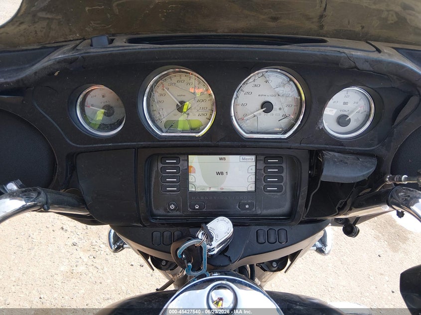 2015 Harley-Davidson Flhx Street Glide VIN: 1HD1KBM14FB635408 Lot: 45427540