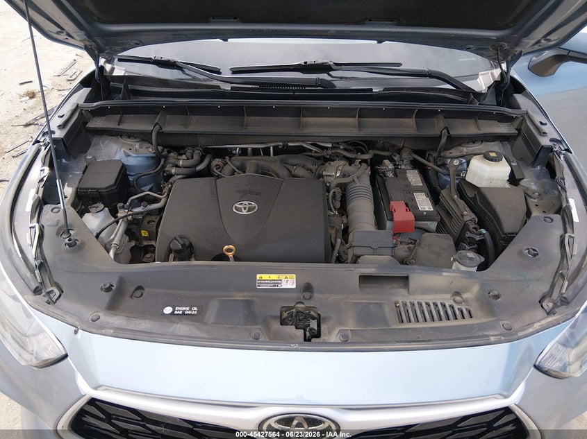 TOYOTA HIGHLANDER - zdjęcie 10