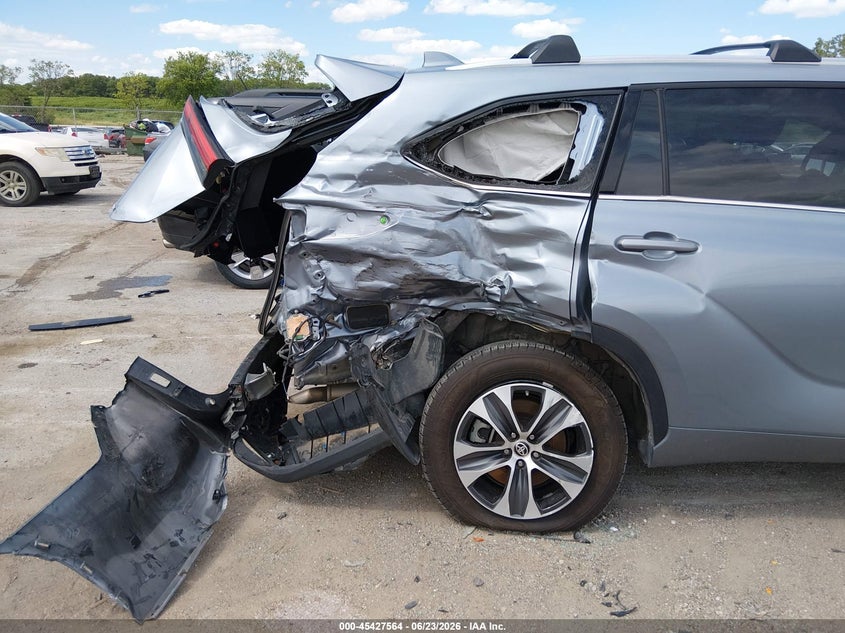 TOYOTA HIGHLANDER - zdjęcie 6