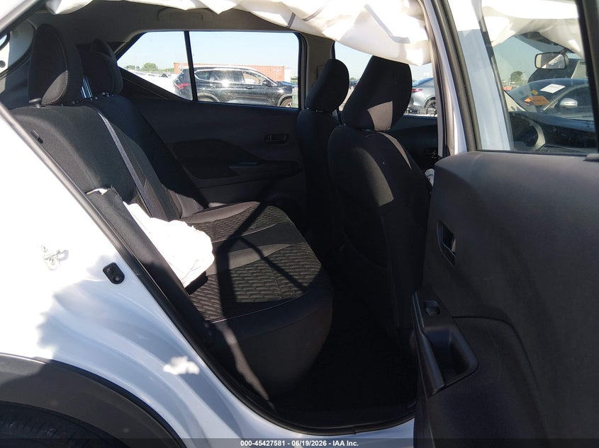2022 NISSAN KICKS auction photo 8