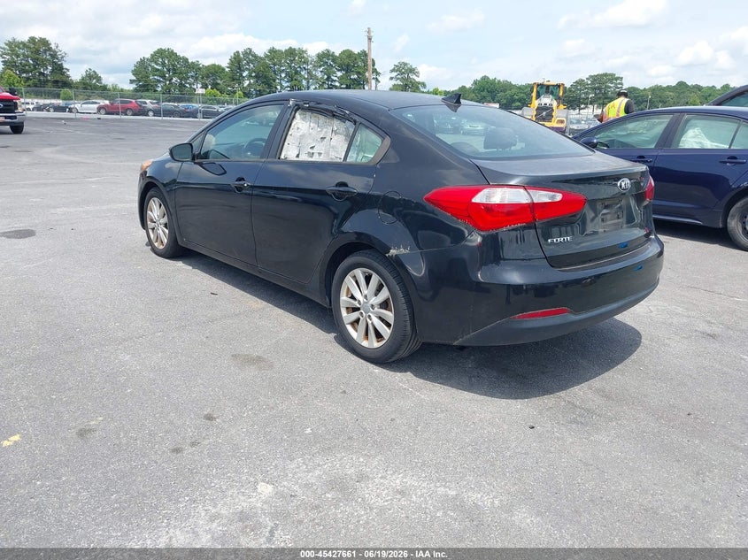 2015 KIA FORTE SEDAN 1.8L I-4 DOHC, VVT, 145HP