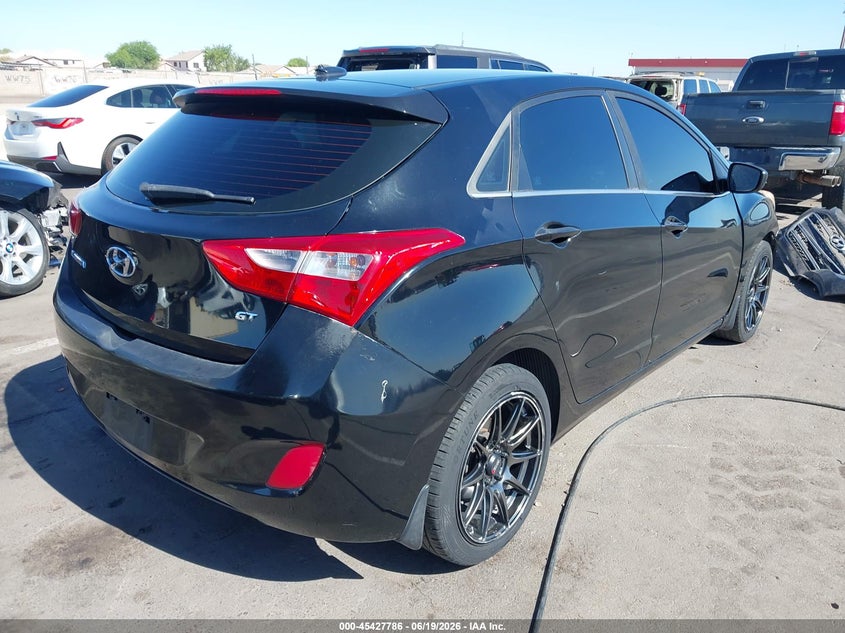 2016 HYUNDAI ELANTRA GT auction photo 4