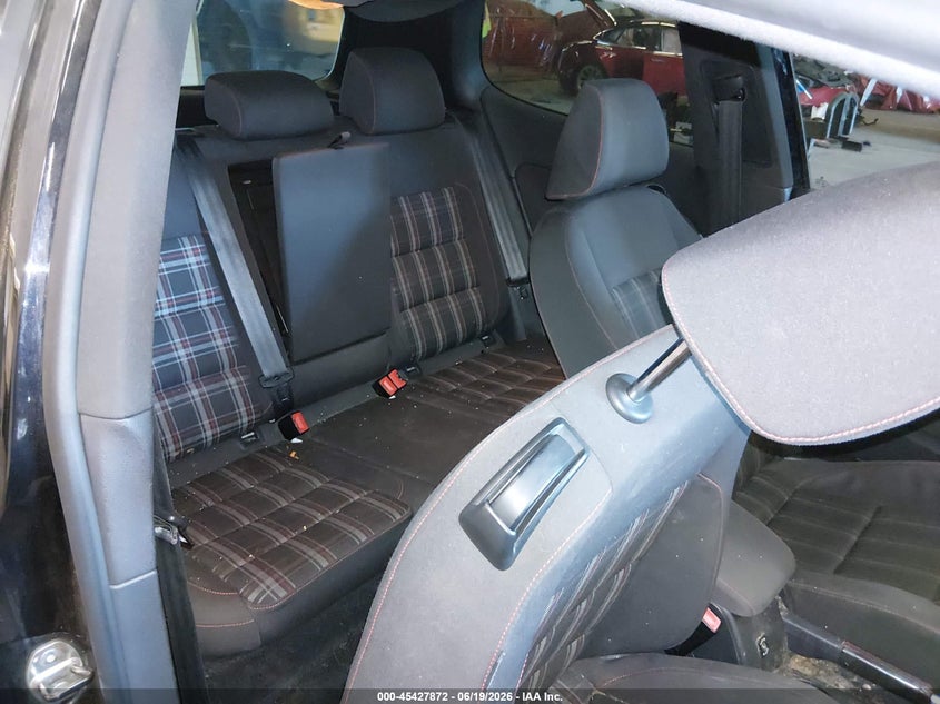 2012 Volkswagen Gti 2-Door VIN: WVWFD7AJ9CW227087 Lot: 45427872