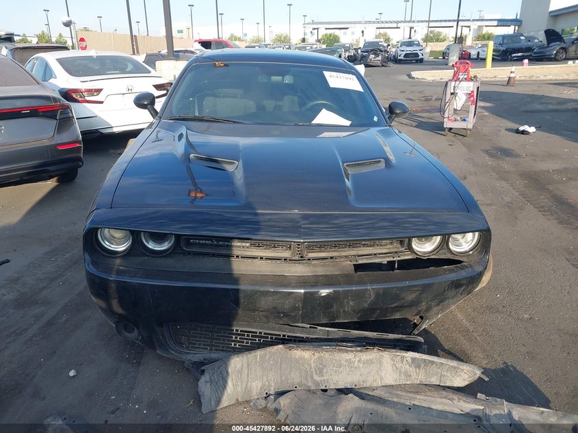 2018 Dodge Challenger Sxt VIN: 2C3CDZAG1JH183699 Lot: 45427892
