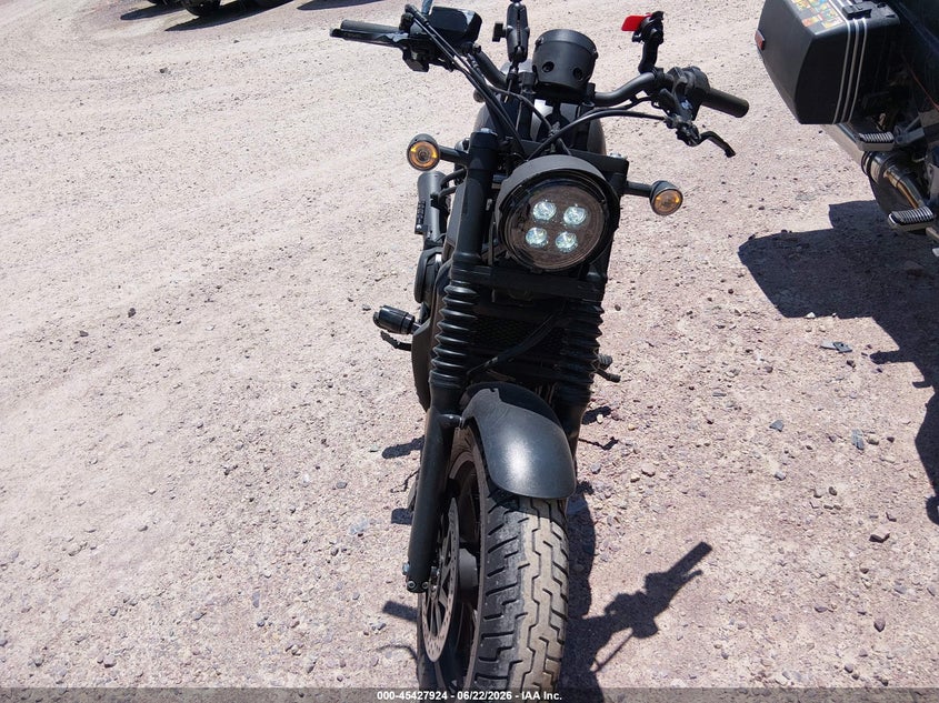 2022 HONDA CM MOTO 2