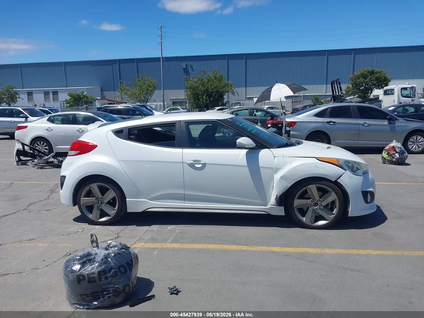 2013 Hyundai Veloster Turbo W/Black VIN: KMHTC6AE6DU139755 Lot: 45427939