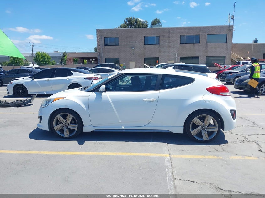 2013 Hyundai Veloster Turbo W/Black VIN: KMHTC6AE6DU139755 Lot: 45427939