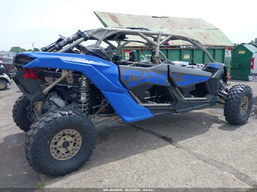CAN-AM MAVERICK X3 MAX 2024
