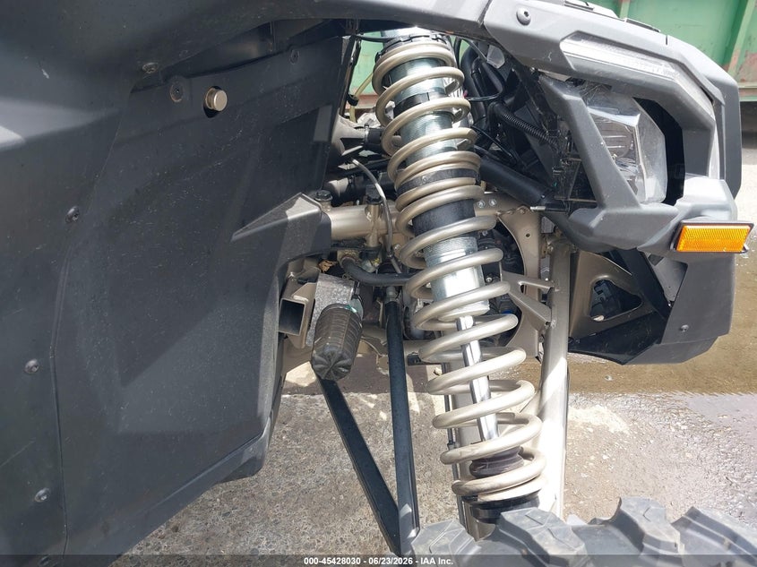 CAN-AM MAVERICK X3 MAX 2024