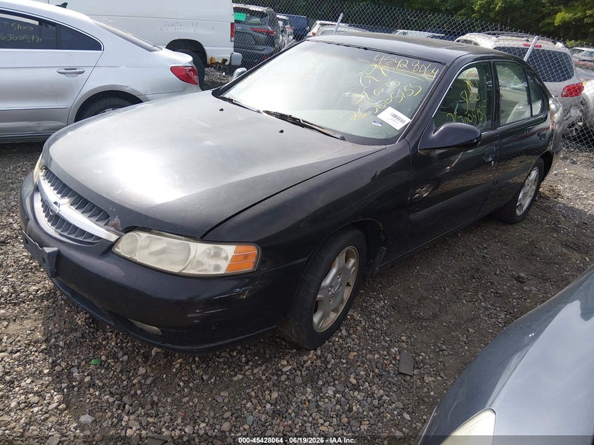 2000 Nissan Altima Gle/Gxe/Se 1N4DL01A8YC143410 photo 1