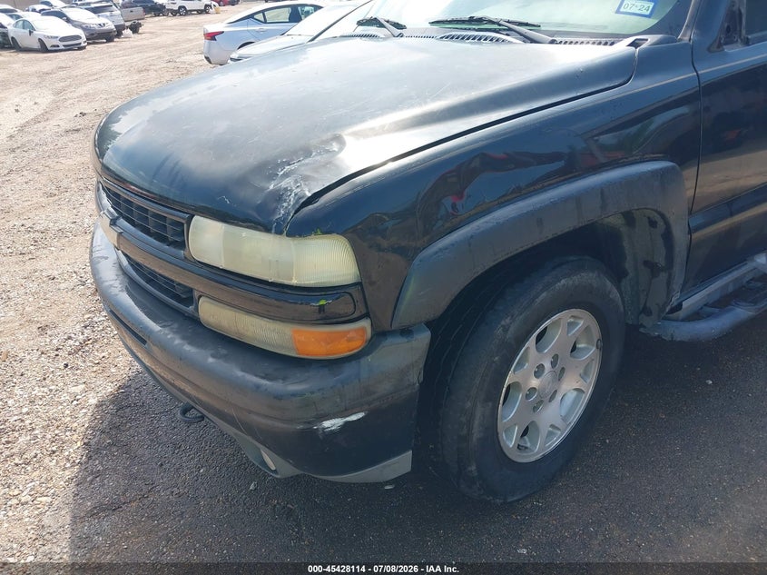 2004 CHEVROLET TAHOE auction photo 6