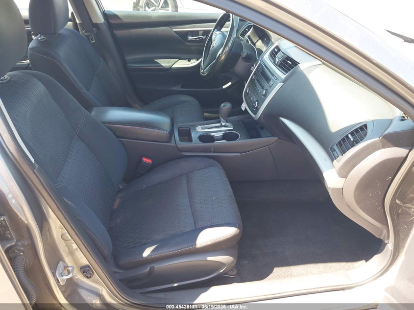 AtlanticExpress - Nissan Altima