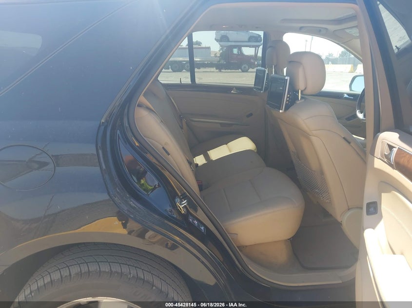 AtlanticExpress - Mercedes-Benz ML-Class