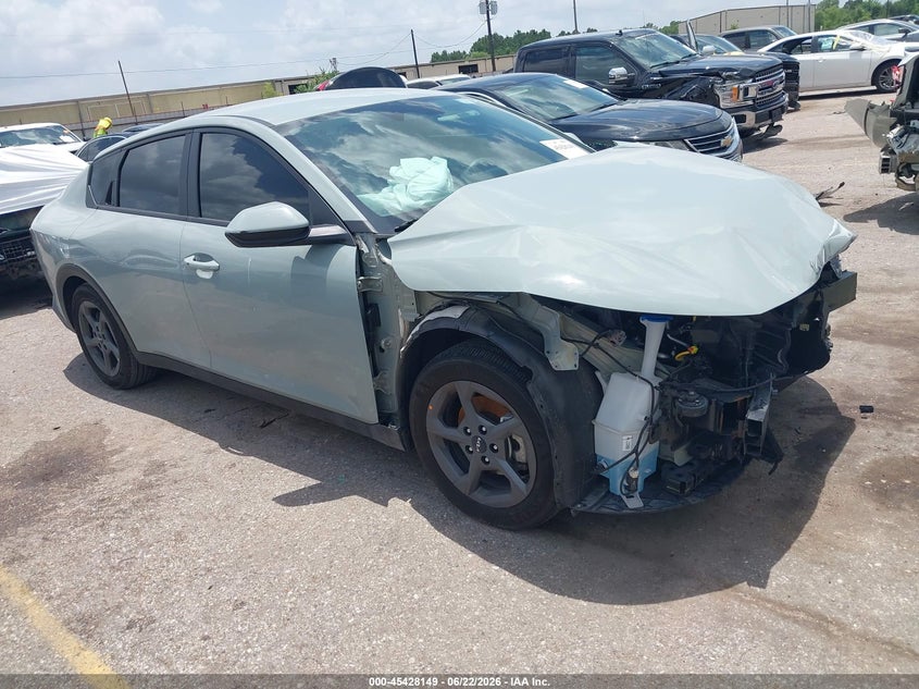 2025 Kia K4