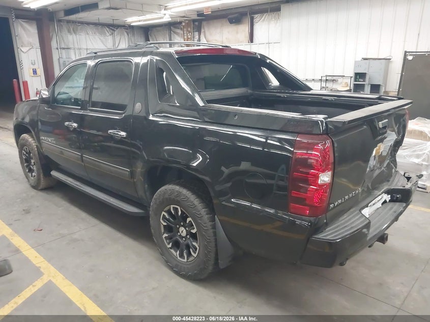 Vin: 3gntkfe73dg255332, lot: 45926278, chevrolet avalanche lt 20133