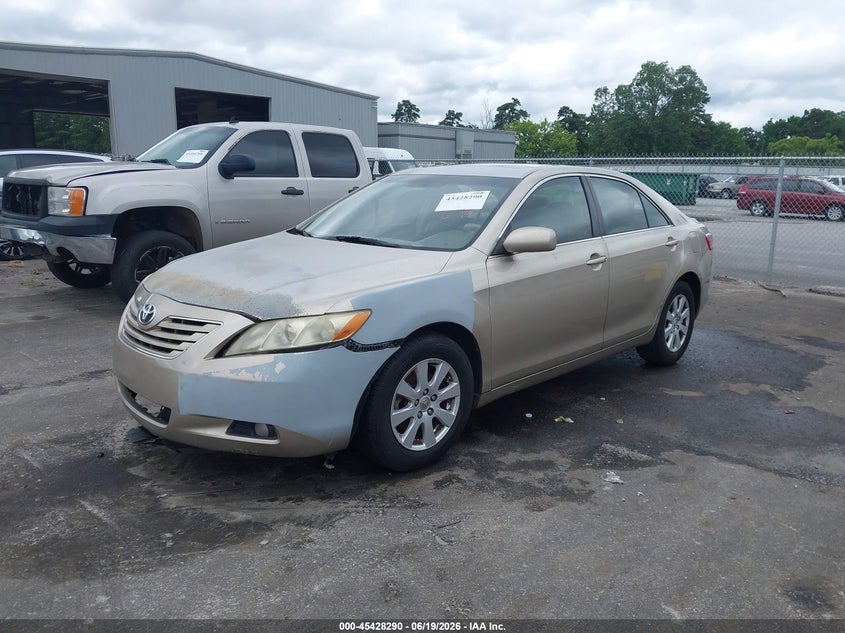 2007 Toyota Camry Xle V6, Normal Wear & Tear, IAAI, VIN JTNBK46K773005719 — photo 2