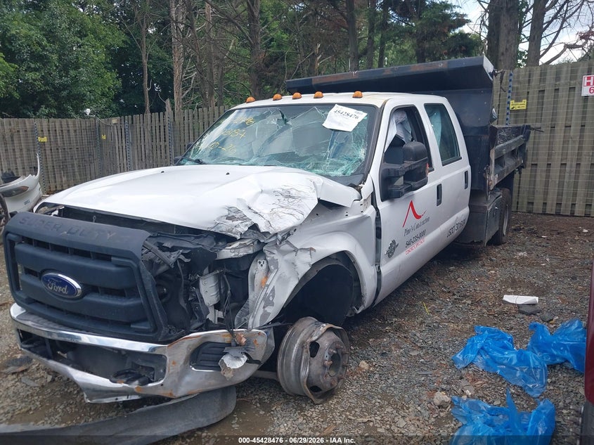 2015 Ford F-350 Chassis Lariat/Xl/Xlt 1FD8W3HT7FED73187 photo 1