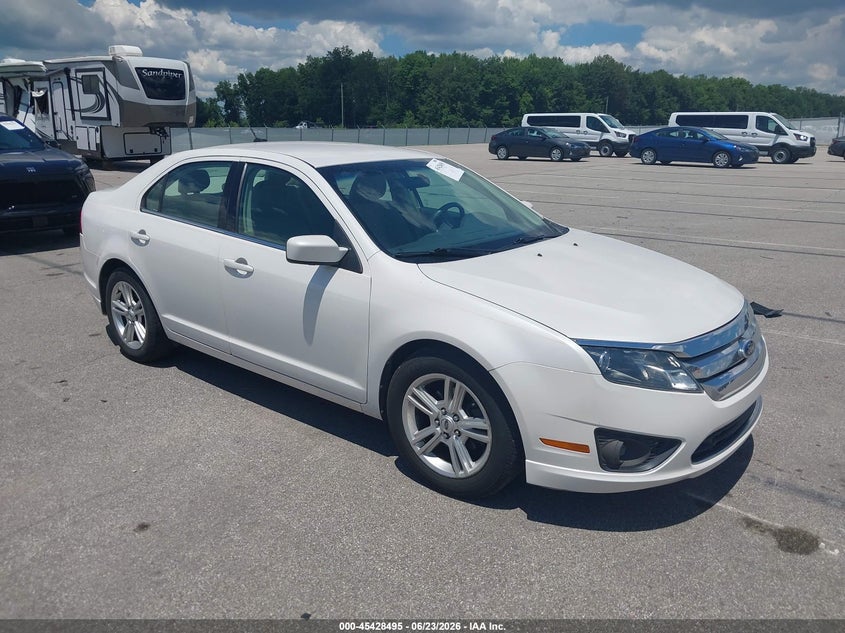 Vin: 3fahp0ha3br272871, lot: 45926595, ford fusion se 2011 img_1