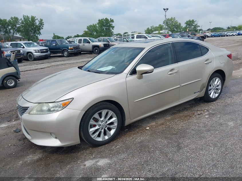 Vin: jthbw1gg6d2017667, lot: 45926771, lexus es 300h 20132