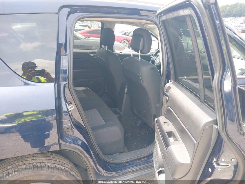 2014 JEEP COMPASS auction photo 8