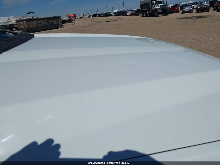 2017 FORD F-350 CHASSIS auction photo 6