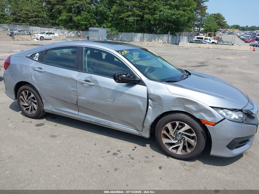 2017 HONDA CIVIC auction photo 6