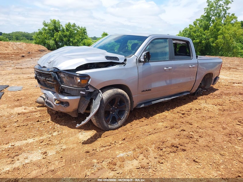 Vin: 1c6srfft9ln328180, lot: 45927005, ram 1500 big horn  4x4 5'7 box 20202