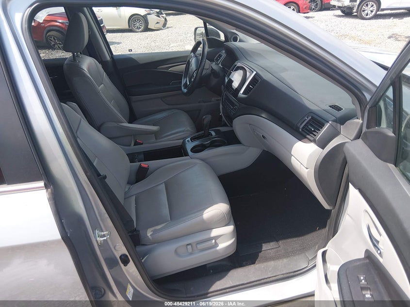 2016 HONDA PILOT auction photo 5