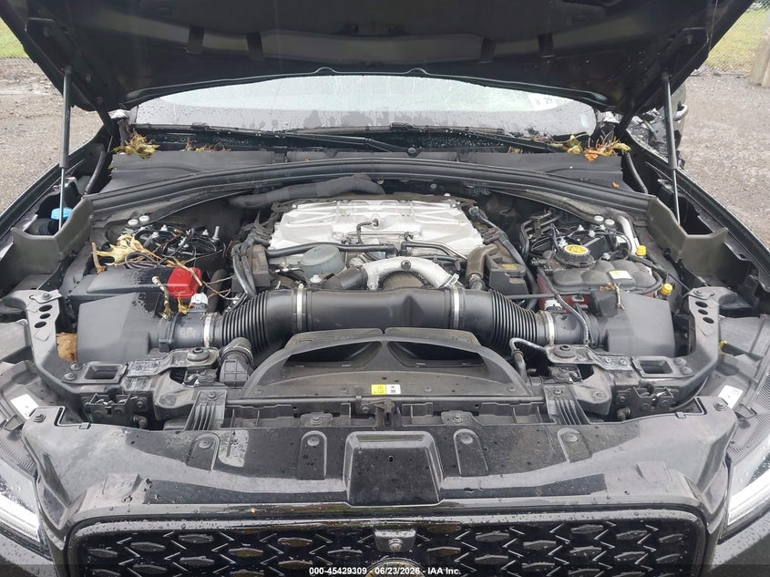 2025 Jaguar F-Pace Svr P550 Awd Automatic VIN: SADCZ2FE5SA750979 Lot: 45429309