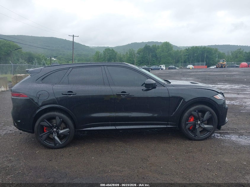 2025 Jaguar F-Pace Svr P550 Awd Automatic VIN: SADCZ2FE5SA750979 Lot: 45429309