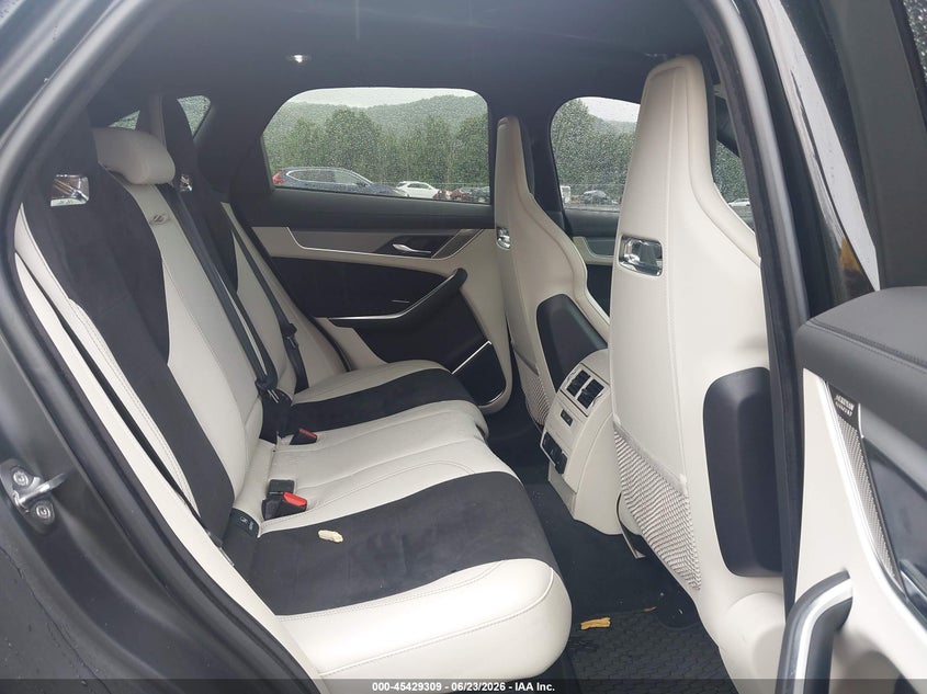 2025 Jaguar F-Pace Svr P550 Awd Automatic VIN: SADCZ2FE5SA750979 Lot: 45429309