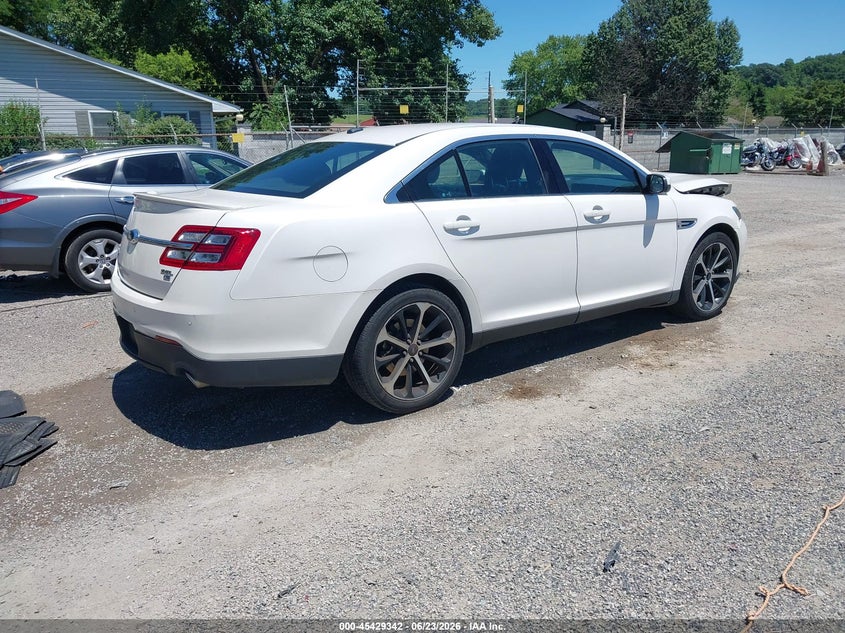 2016 FORD TAURUS auction photo 4