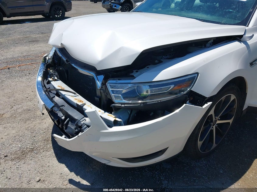 2016 FORD TAURUS auction photo 6