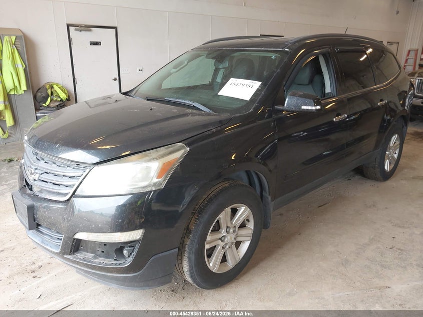 2013 CHEVROLET TRAVERSE auction photo 2