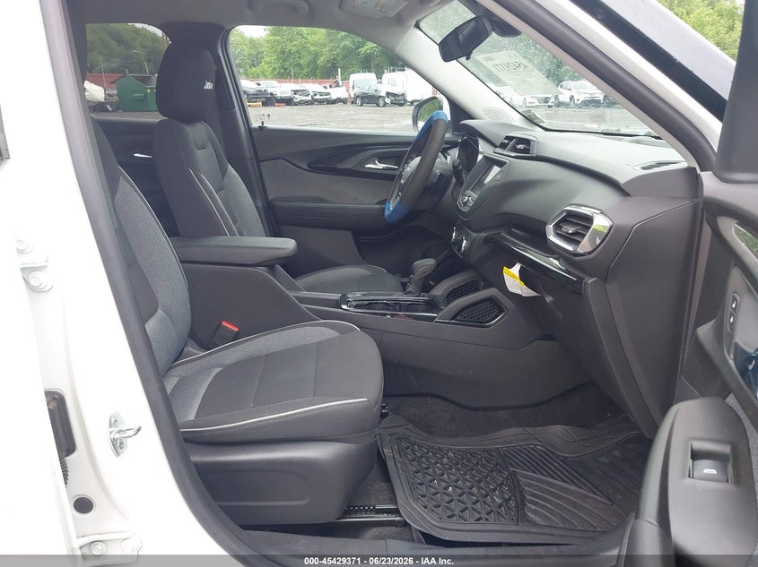 2023 CHEVROLET TRAILBLAZER auction photo 5