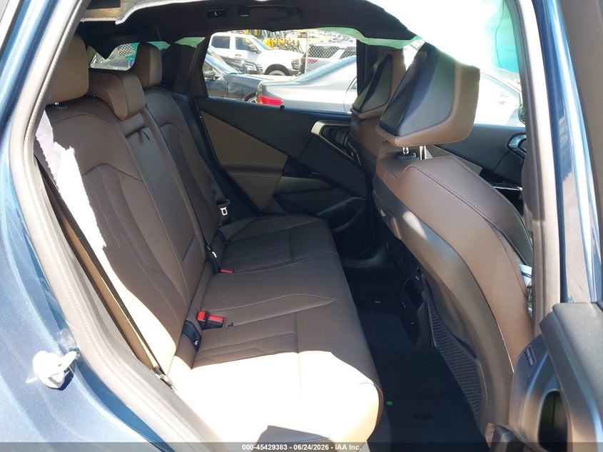 2025 BMW X3 auction photo 8