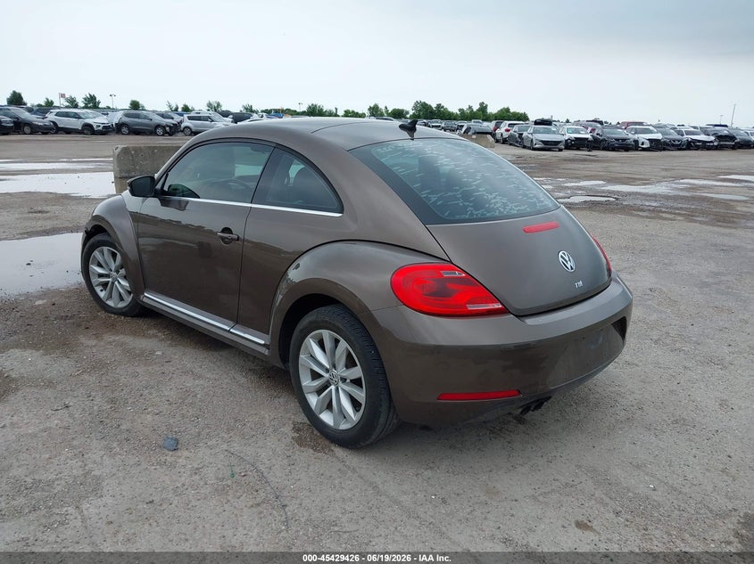 2014 VOLKSWAGEN BEETLE auction photo 3