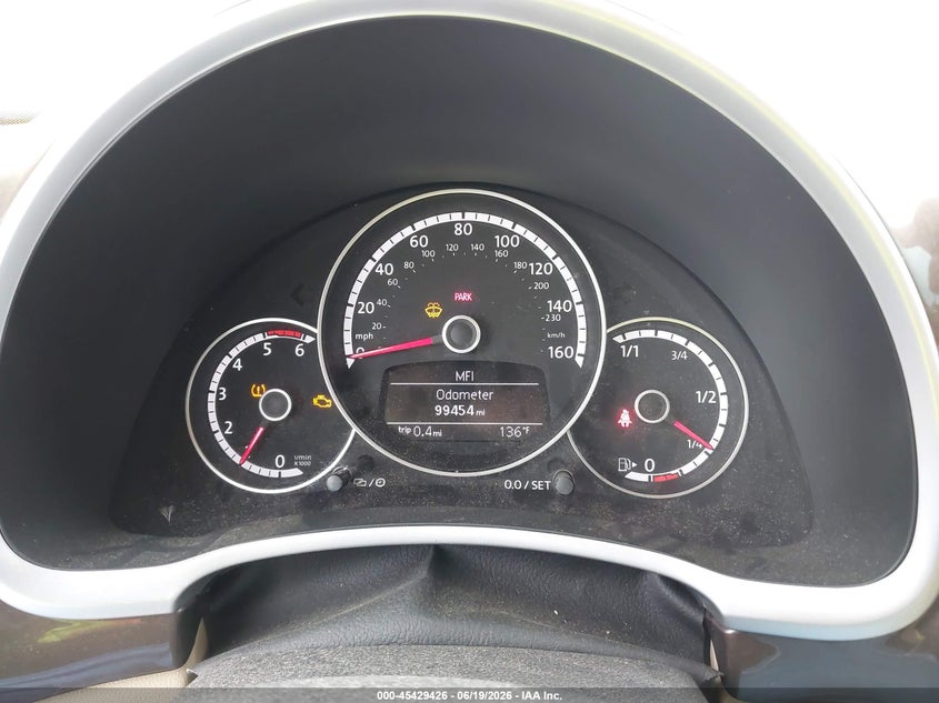 2014 VOLKSWAGEN BEETLE auction photo 7