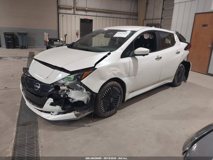 2023 NISSAN LEAF auction photo 2