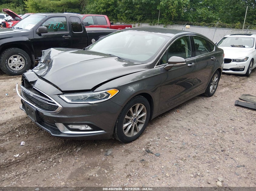 2017 FORD FUSION auction photo 2