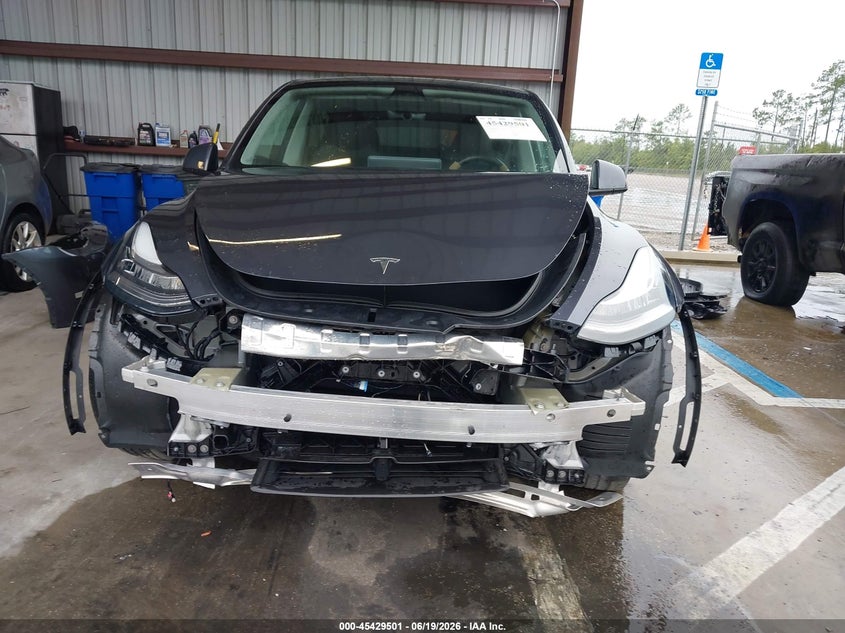 2023 TESLA MODEL Y auction photo 6